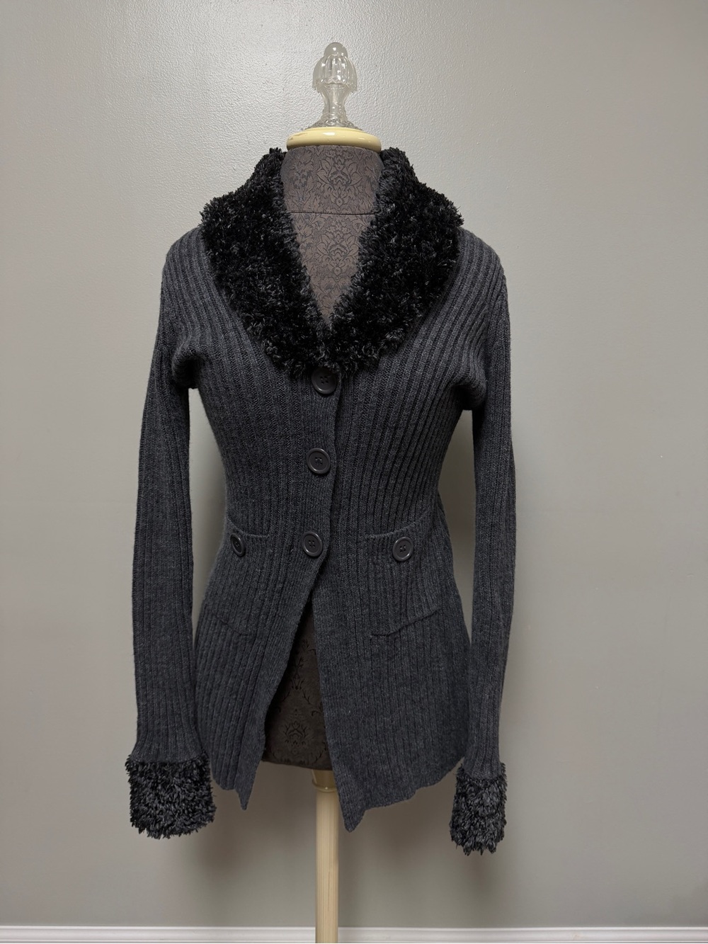 Vintage 90’s-Early2000’s Sweater